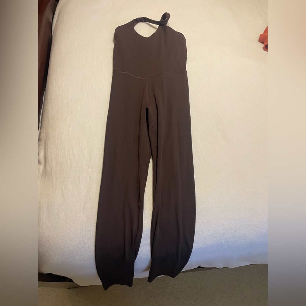 Lululemon align halter body suit in espresso. 25 inch size 6